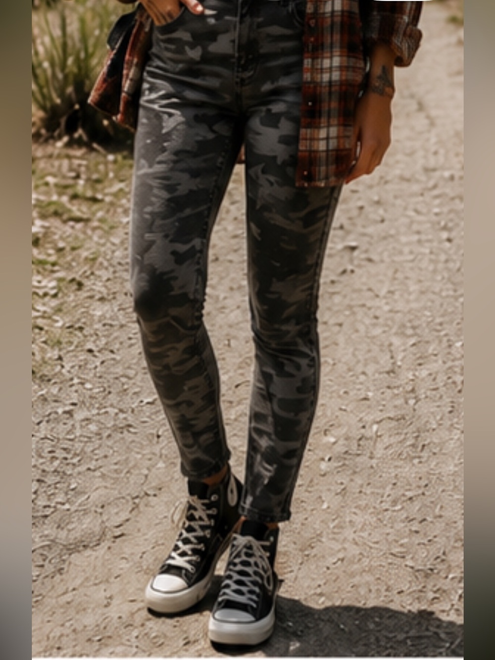 Express GREEN Camouflage Skinny Jeans NWOT